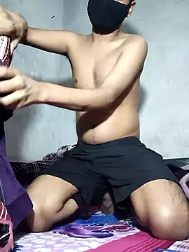 realcouple71 online show from January 2026 05:51:02 PM