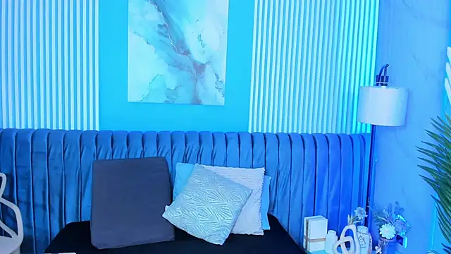 dahianeconnor online show from April 2026 11:37:01 AM