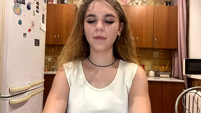 DiedraGlackin online show from December 2025 05:19:02 PM