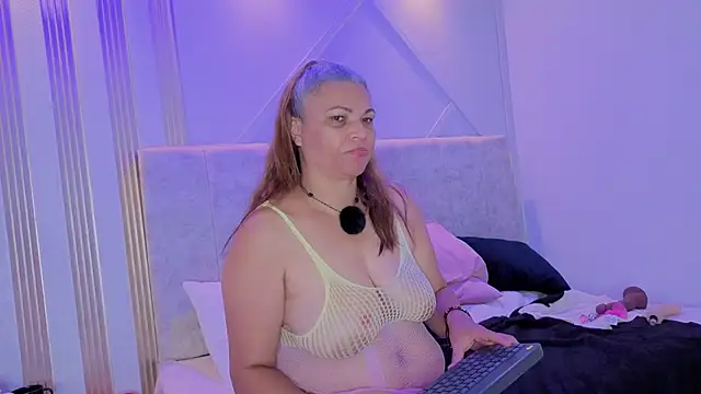 persefone sky online show from February 2026 09:19:02 AM