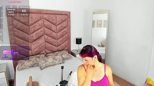 Scarlett  Noir online show from February 2026 09:02:01 PM