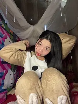 Snapshot of lux-su chatting on February 2026 05:49:01 AM lux-su online show from February 2026 05:49:01 AM