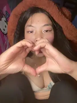 Snapshot of lux-su chatting on March 2026 03:31:01 PM lux-su online show from March 2026 03:31:01 PM