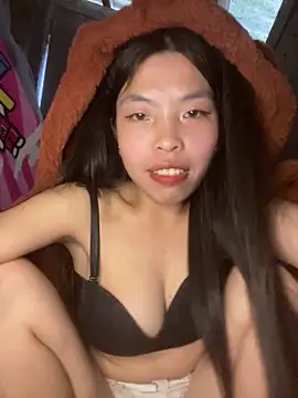 Snapshot of lux-su chatting on March 2026 03:43:01 AM lux-su online show from March 2026 03:43:01 AM