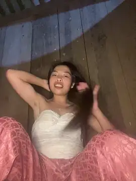 Snapshot of lux-su chatting on April 2026 01:34:02 PM lux-su online show from April 2026 01:34:02 PM
