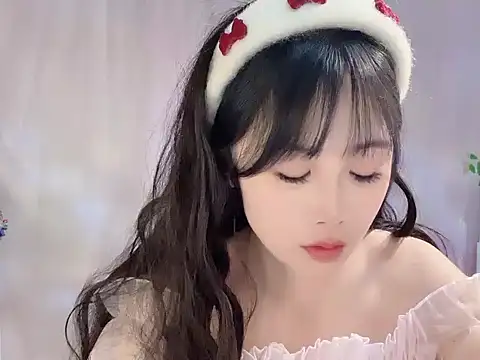 Snapshot of Pinkgirl520 chatting on December 2025 01:57:01 AM Pinkgirl520 online show from December 2025 01:57:01 AM