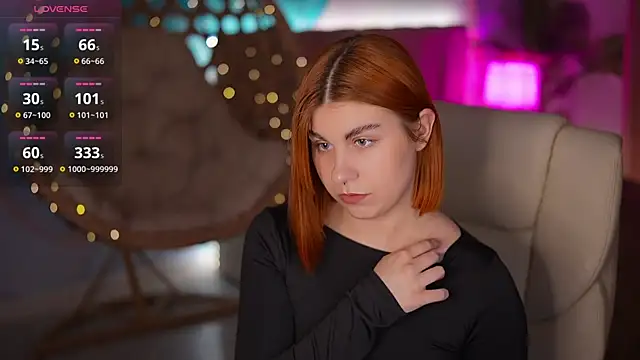 GingerPinky online show from March 2026 08:04:01 PM