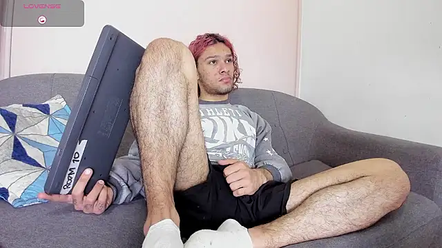 TAYSON SCOTT online show from February 2026 01:03:01 PM