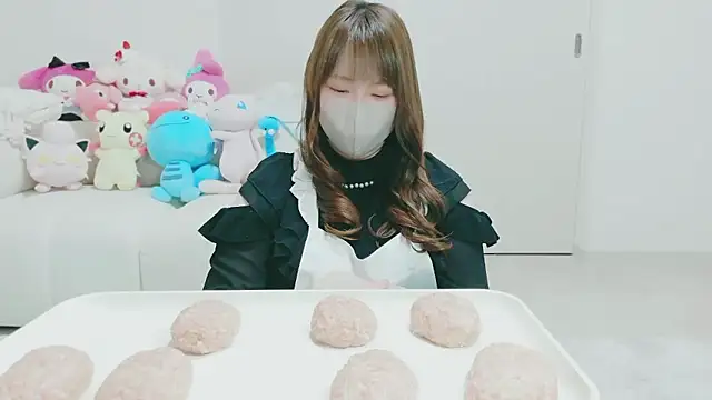 yuyuchan   online show from March 2026 11:25:01 AM