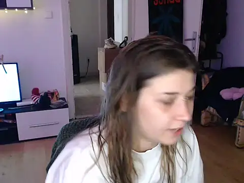 AlienforTwenty online show from December 2025 01:16:02 PM