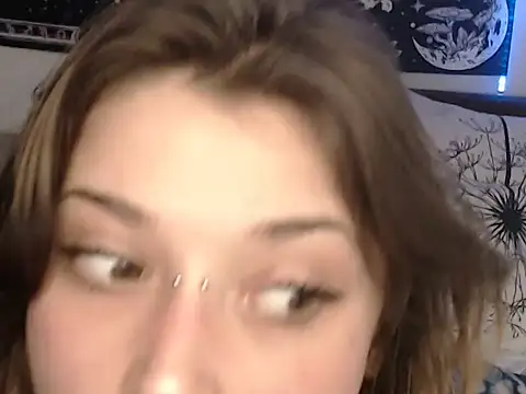 AlienforTwenty online show from February 2026 01:49:01 PM