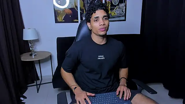 Dustyn Michelle1 online show from February 2026 04:46:02 AM