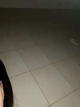 LoverNIXI online show from December 2025 05:39:02 PM