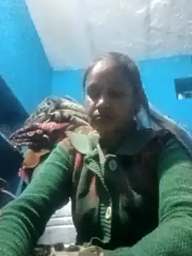 Akanksha soni online show from December 2025 01:18:02 PM