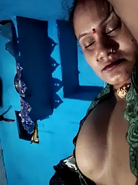 Snapshot of Akanksha_soni chatting on May 2026 07:44:01 PM Akanksha soni online show from May 2026 07:44:01 PM
