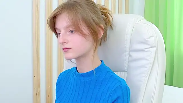 Miss Alisa  online show from March 2026 01:17:01 PM