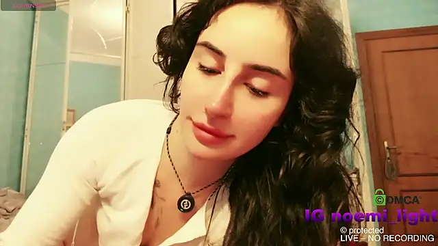 DeaAthena online show from March 2026 09:43:02 PM