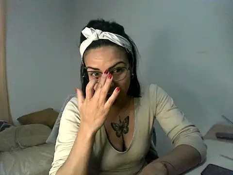 luluclark69 online show from June 2026 03:06:02 PM