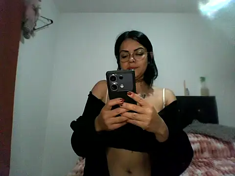 luluclark69 online show from July 2026 10:02:02 PM