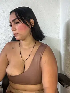 Mia em online show from March 2026 03:40:02 PM