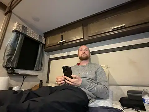 SparkledExtern online show from February 2026 08:02:02 PM