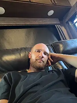 SparkledExtern online show from February 2026 08:43:01 PM