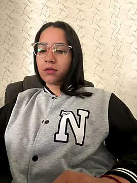 Val12777 online show from January 2026 01:24:01 PM