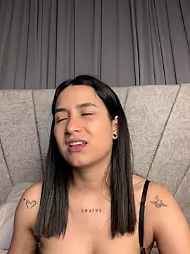 Val12777 online show from February 2026 12:00:01 PM