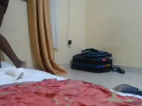 BaddestBitchee online show from May 2026 04:26:02 PM