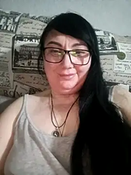 MariSwan222 online show from April 2026 08:47:01 PM