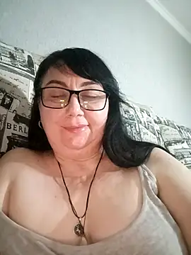 MariSwan222 online show from April 2026 08:22:01 PM