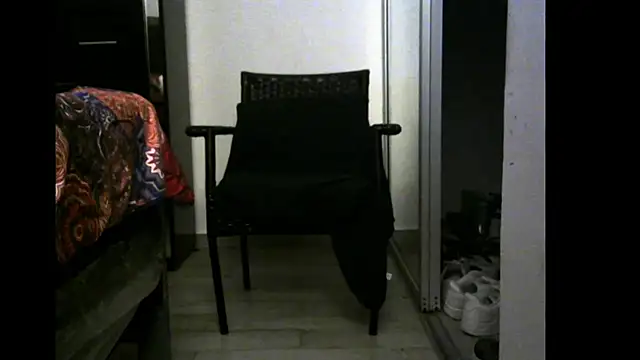 3LEGSSS online show from July 2026 12:06:02 AM