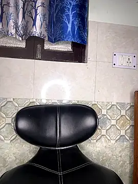 Snapshot of Oh_Priya chatting on January 2026 05:26:01 PM Oh Priya online show from January 2026 05:26:01 PM