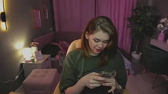 Snapshot of Alison_Doody chatting on February 2026 04:40:02 AM Alison Doody online show from February 2026 04:40:02 AM