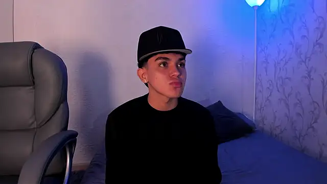  TaylorBlack online show from December 2025 11:26:02 AM