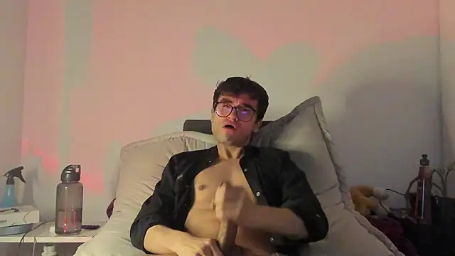 charlie dicker online show from May 2026 05:04:02 AM