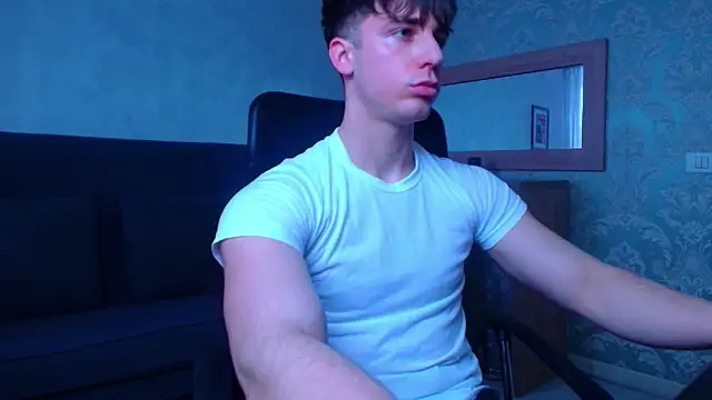 Snapshot of KellenWest chatting on February 2026 11:20:01 AM KellenWest online show from February 2026 11:20:01 AM