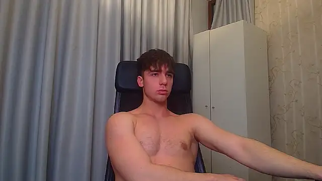 Snapshot of KellenWest chatting on February 2026 05:01:02 AM KellenWest online show from February 2026 05:01:02 AM