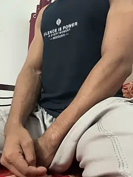Snapshot of hot_gym_b0y chatting on June 2026 03:36:01 PM hot gym b0y online show from June 2026 03:36:01 PM