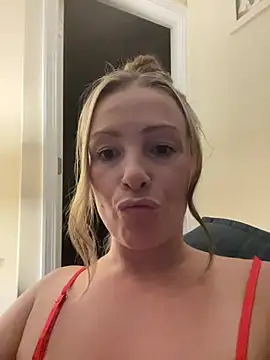 BellaBunny25 online show from August 2026 03:08:02 AM
