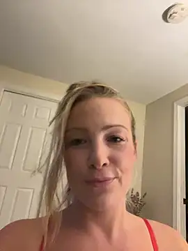BellaBunny25 online show from August 2026 03:34:01 AM