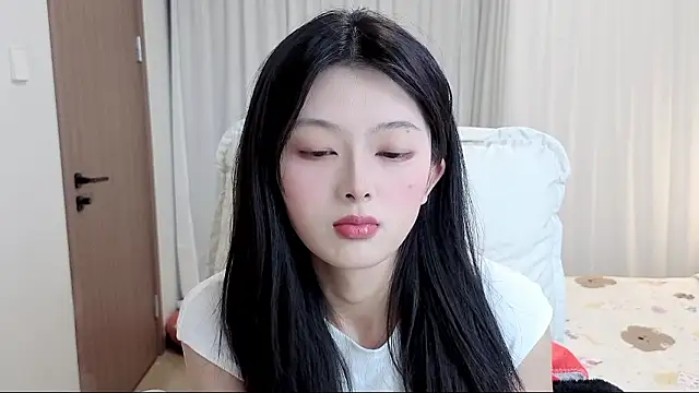 Koikoi    online show from February 2026 03:11:01 AM