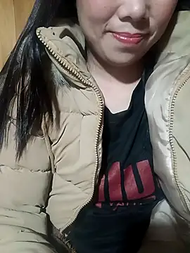 Snapshot of Chloe-ee chatting on January 2026 02:10:01 PM Chloe-ee online show from January 2026 02:10:01 PM