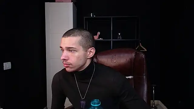 KaydenDrew online show from February 2026 05:23:02 AM