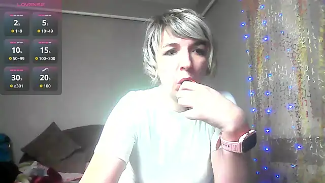 Lana Foxyy online show from March 2026 07:42:01 PM