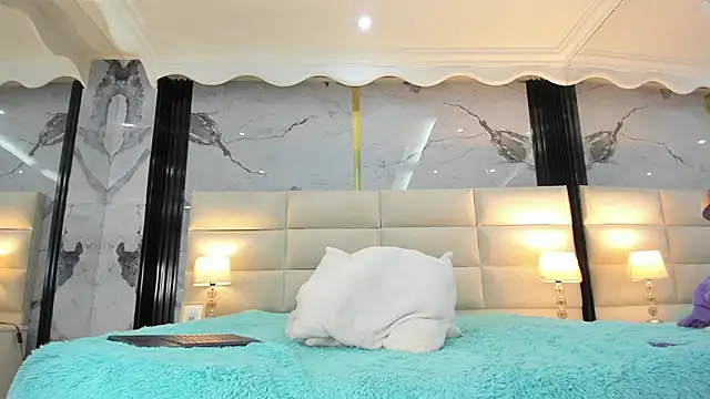 VictoriaKyros online show from April 2026 06:41:02 AM