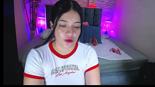 Valeri hot22 online show from April 2026 08:47:01 PM