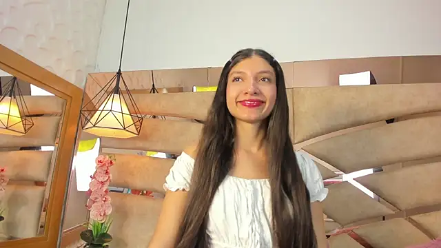 Snapshot of CharloteBrown_ chatting on December 2025 03:37:02 AM CharloteBrown online show from December 2025 03:37:02 AM