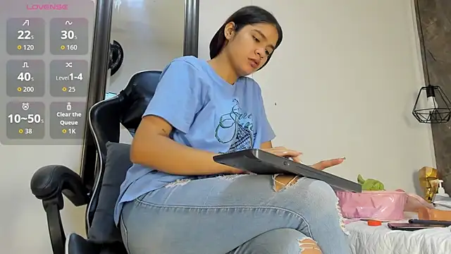 alina souvage  online show from March 2026 06:32:01 PM