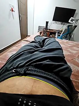 Snapshot of NunnuLelo chatting on March 2026 10:49:01 PM NunnuLelo online show from March 2026 10:49:01 PM